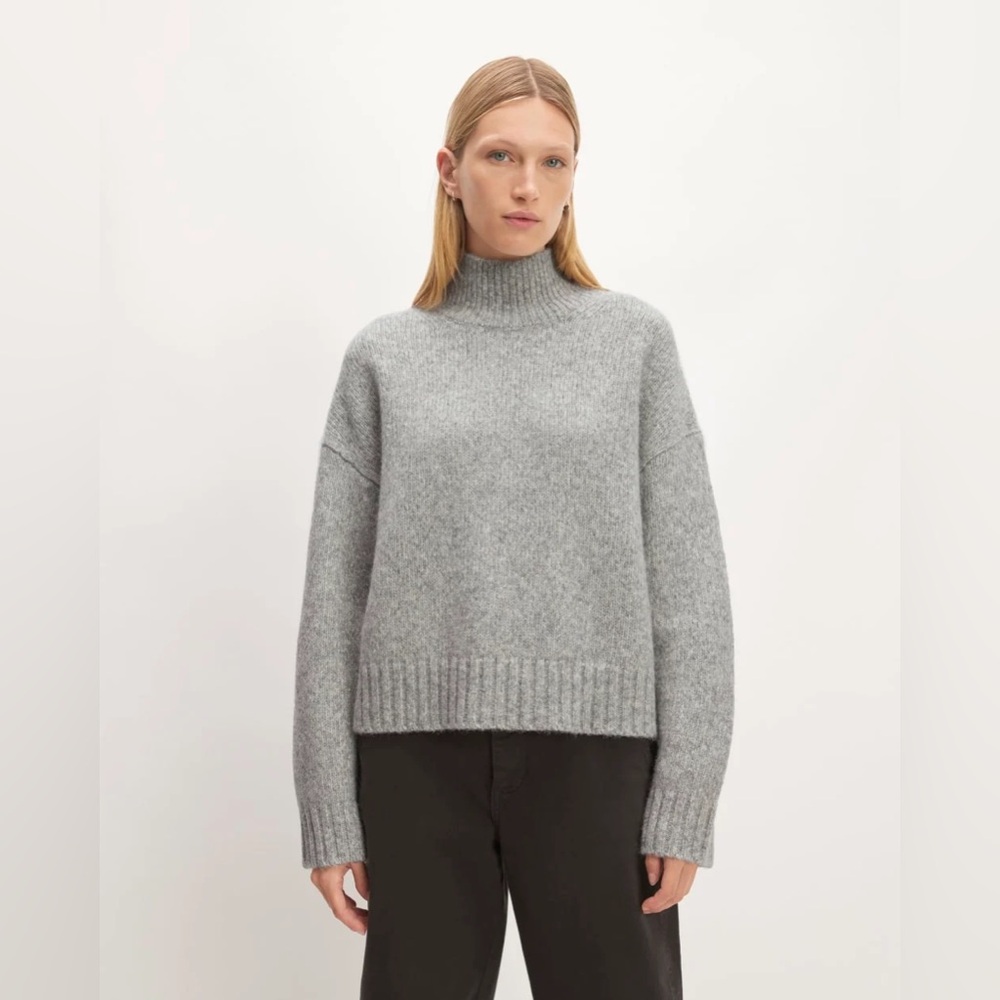 Everlane The Cloud Oversized Turtleneck - Heather Grey size Medium